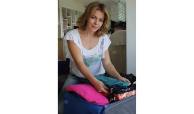 Claudia Gerini: la valigia e tanta emozione