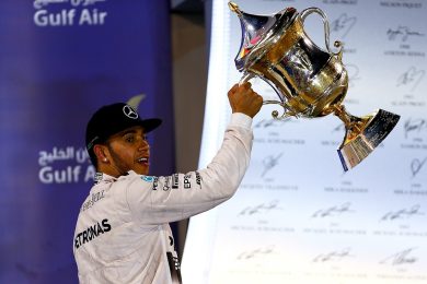 Gp Bahrein: Hamilton senza rivali, Ferrari seconda con Raikkonen