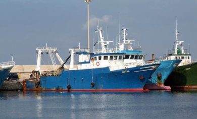 Libia, il peschereccio sequestrato torna in Italia