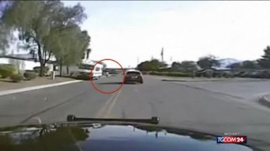 Usa: il video choc della polizia che investe un sospettato