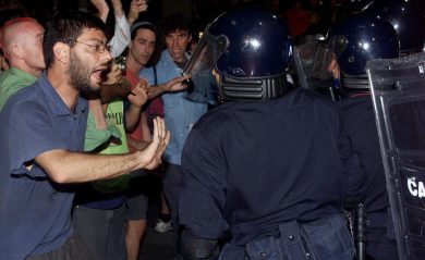 Il poliziotto della Diaz: “Ci rientrerei mille e mille volte”