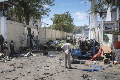 Somalia: almeno 7 morti in un attacco terroristico al ministero dell’Istruzione