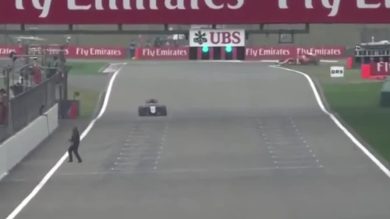 Formula 1: invasore di pista a Shanghai