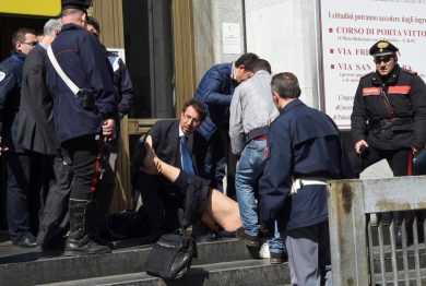 Sparatoria a Palazzo di Giustizia di Milano – diretta