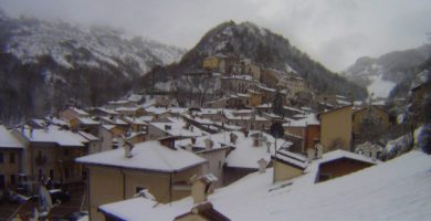 Maltempo: neve di primavera al Centro e al Sud