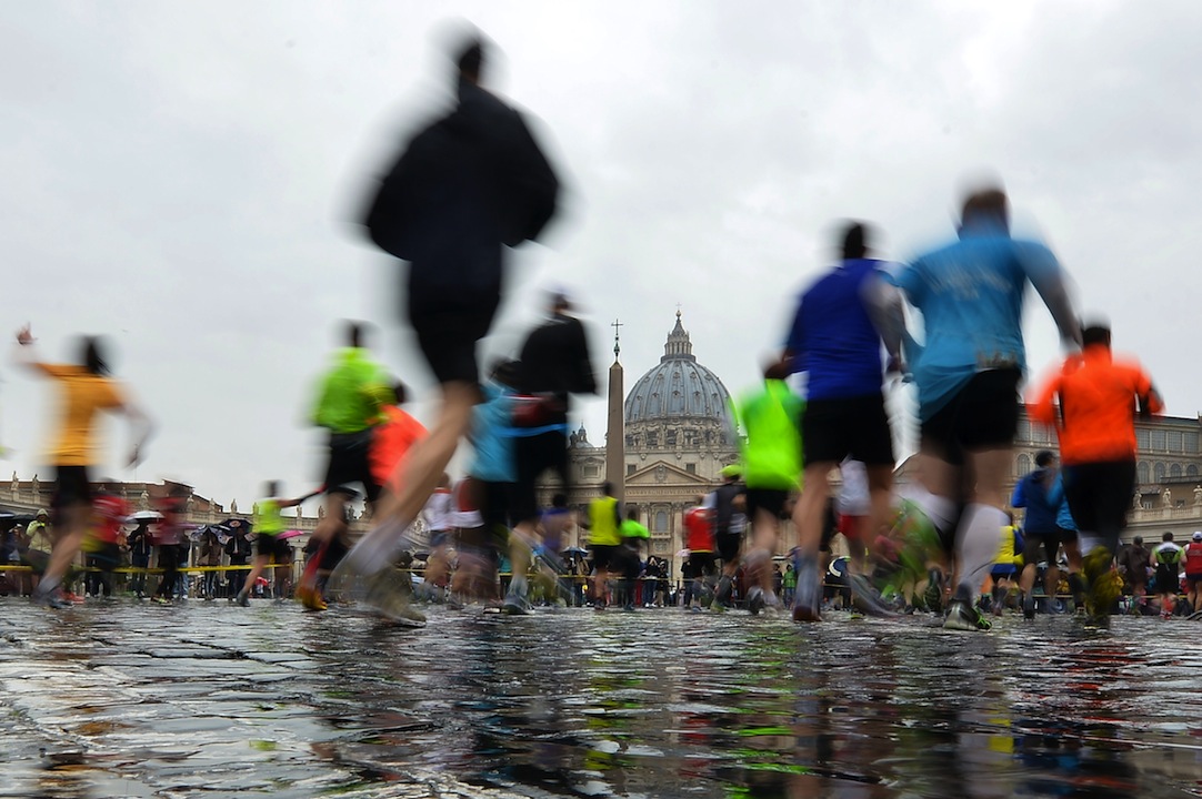 Correre fa bene alla salute, parola di “CRI in forma” Correre fa bene alla salute, parola di “CRI in forma”