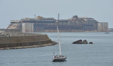 La Costa Concordia è stata “violata”. Ecco che cosa è accaduto