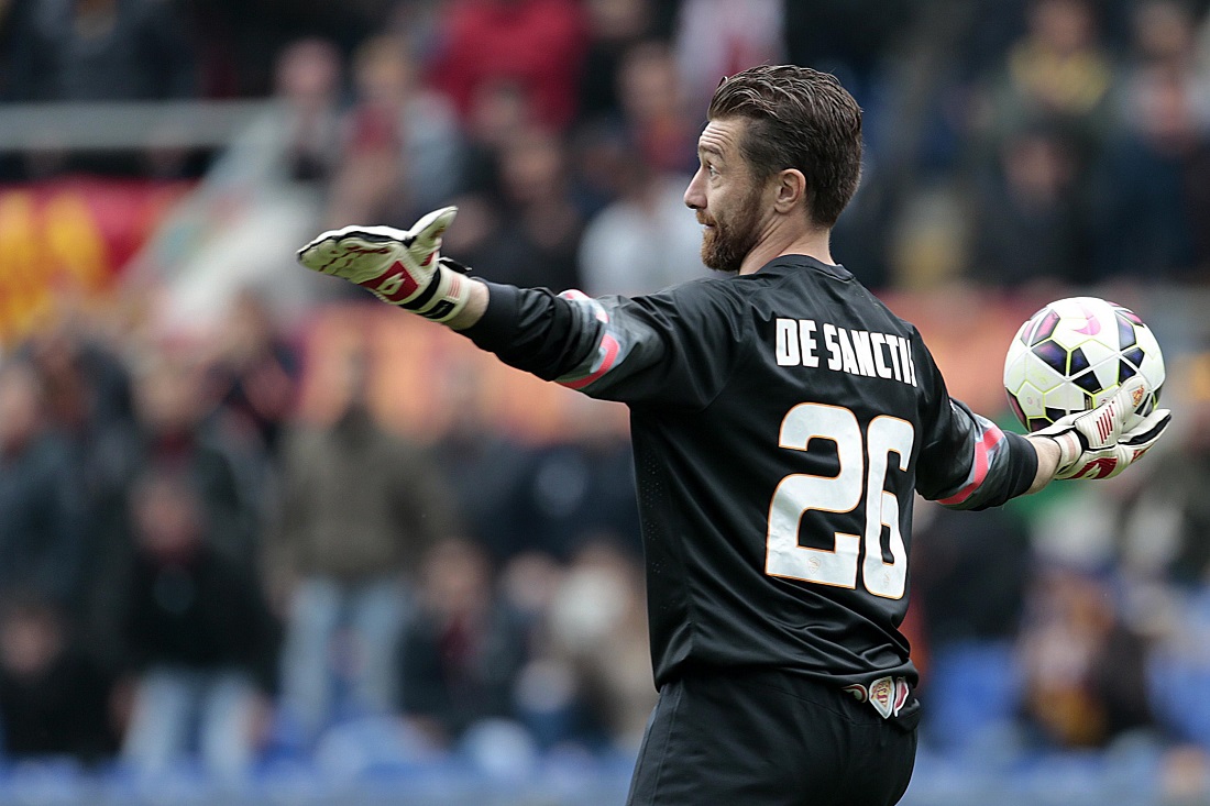Italiani in campo: De Sanctis un muro, Brienza una meraviglia Italiani in campo: De Sanctis un muro, Brienza una meraviglia