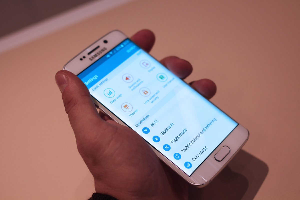 Galleria foto 'Nuovo Samsung Galaxy S6 e S6 Edge, le prime recensioni' - foto 6