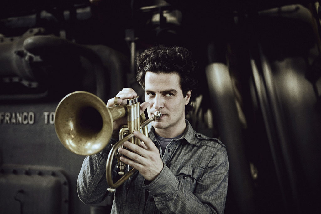 Luca Aquino suona i Doors in chiave jazz