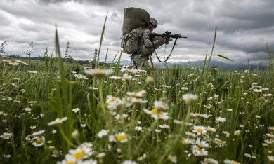 Paracadutisti in addestramento in Kosovo
