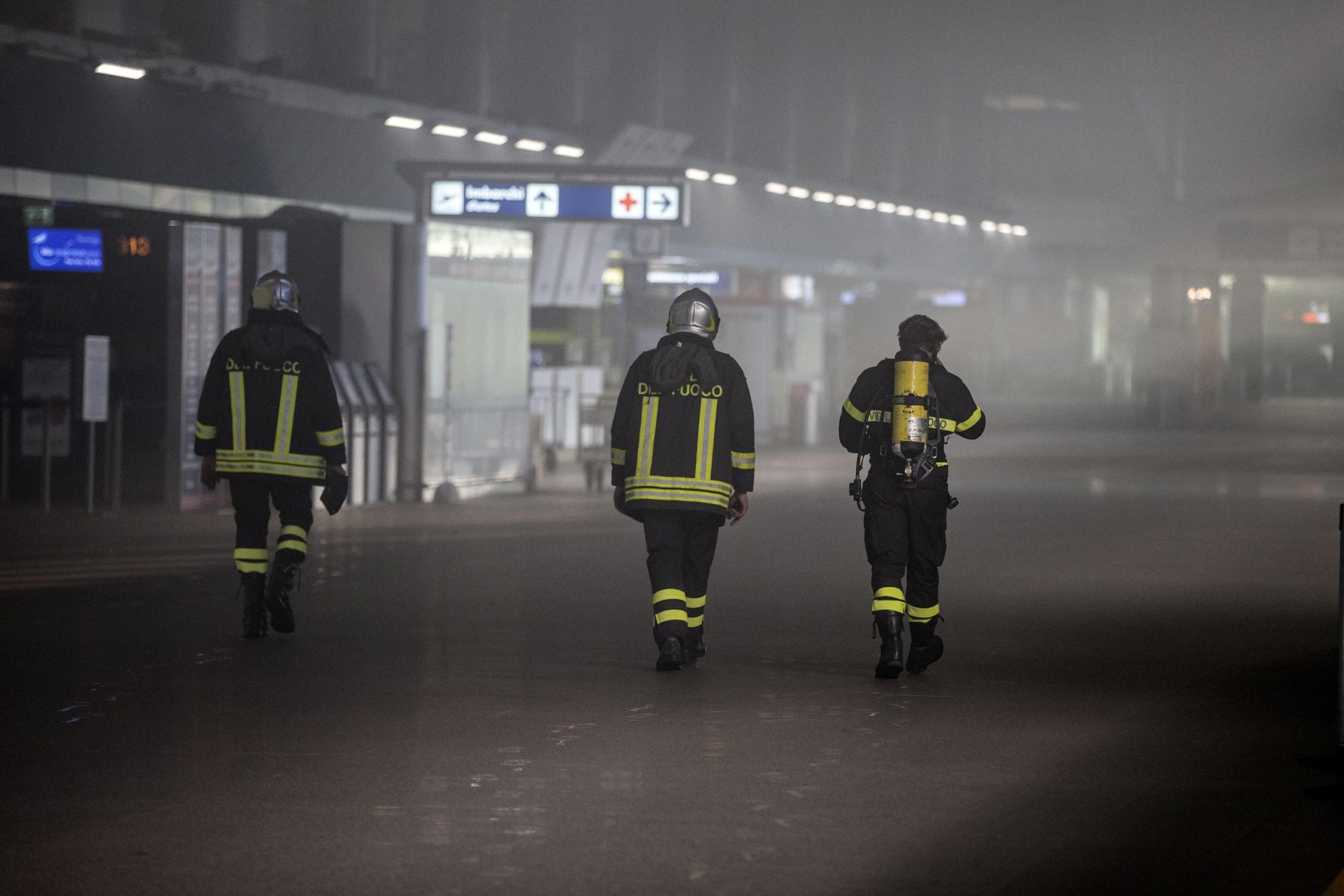 Rogo di Fiumicino: lo scalo è davvero a norma di legge?
