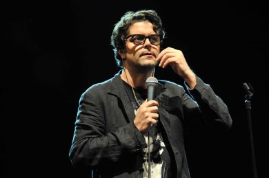 Samuele Bersani: Mengoni e Caparezza ospiti di “Plurale Unico”