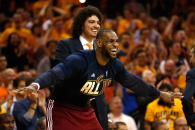 Nba: Cleveland alle Finals. LeBron James nella storia