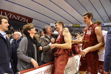 Reyer Venezia: i doppi playoff di Brugnaro, candidato sindaco