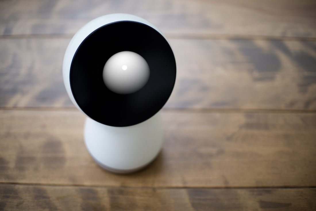 Jibo, il social robot per sentirsi meno soli