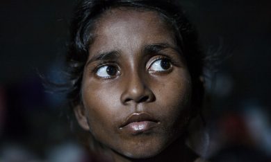 L’odissea dei Rohingya, apolidi in mezzo al mare – Foto