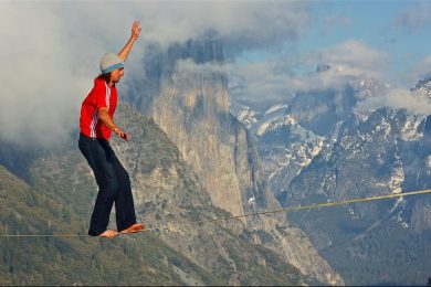 Morto Dean Potter, funambolo dei canyon e star del base-jumping