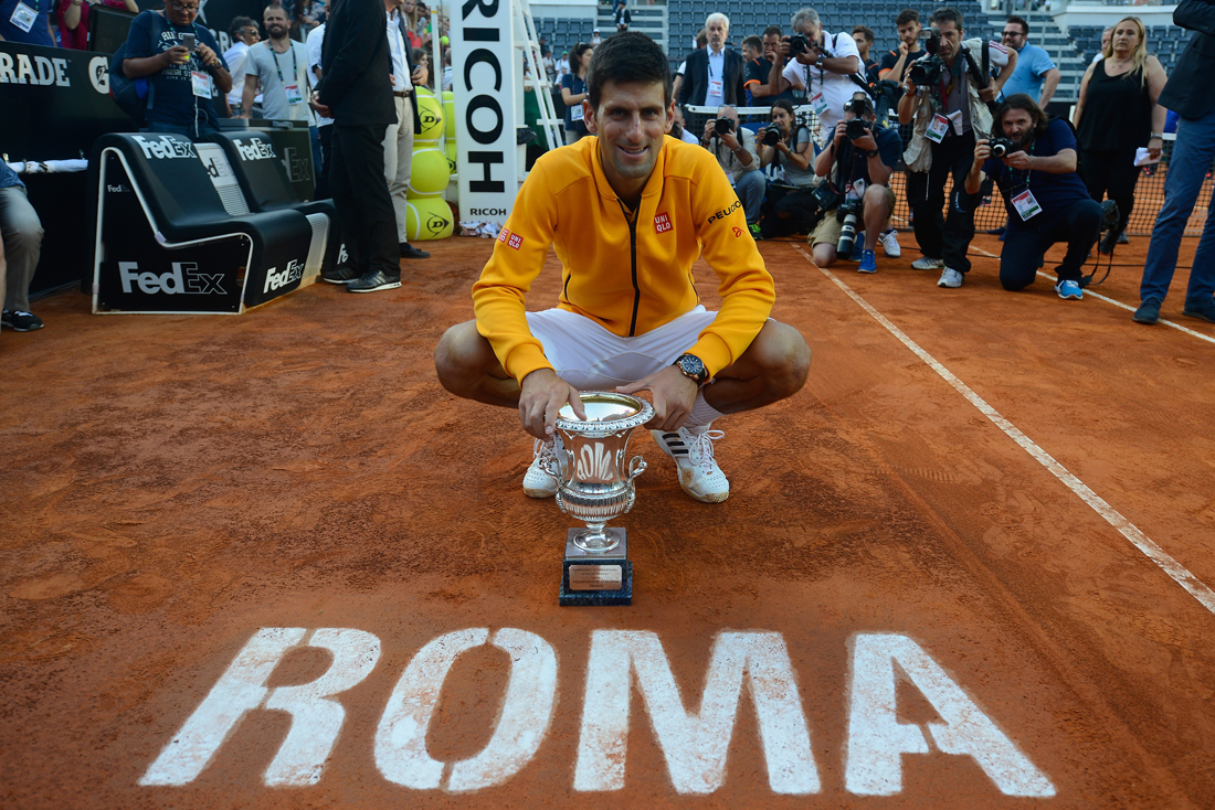 Roma: poker Djokovic e tris Sharapova in un Foro Italico troppo piccolo