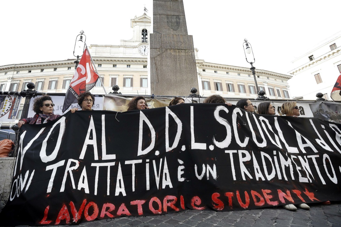 Scuola: precettazione per i prof “blocca-scrutini”