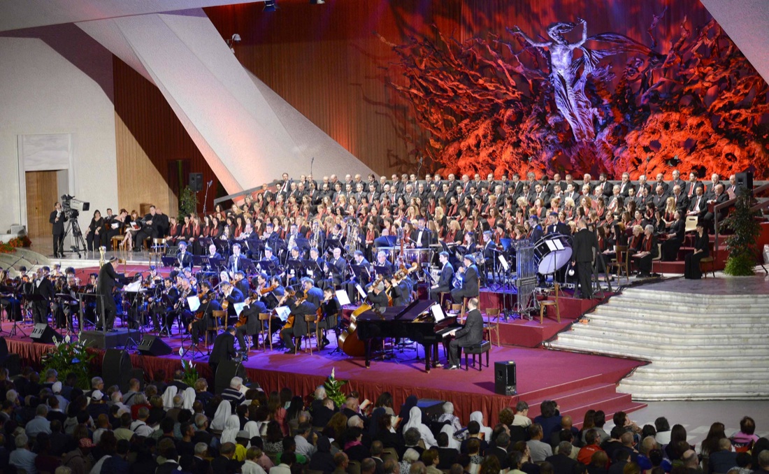 Il concerto per i poveri voluto da Papa Francesco – Le foto