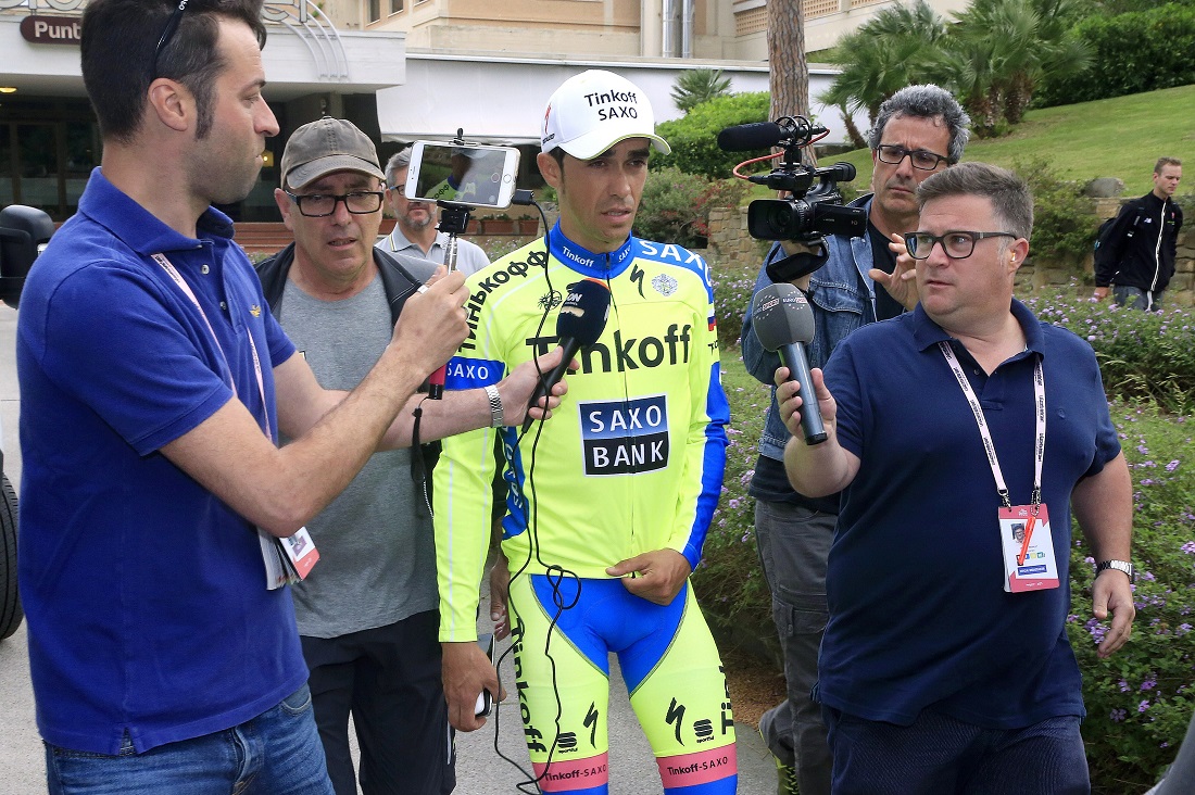 Giro, Fondriest: “Transenne più alte per evitare cadute come quella di Contador” Giro, Fondriest: “Transenne più alte per evitare cadute come quella di Contador”