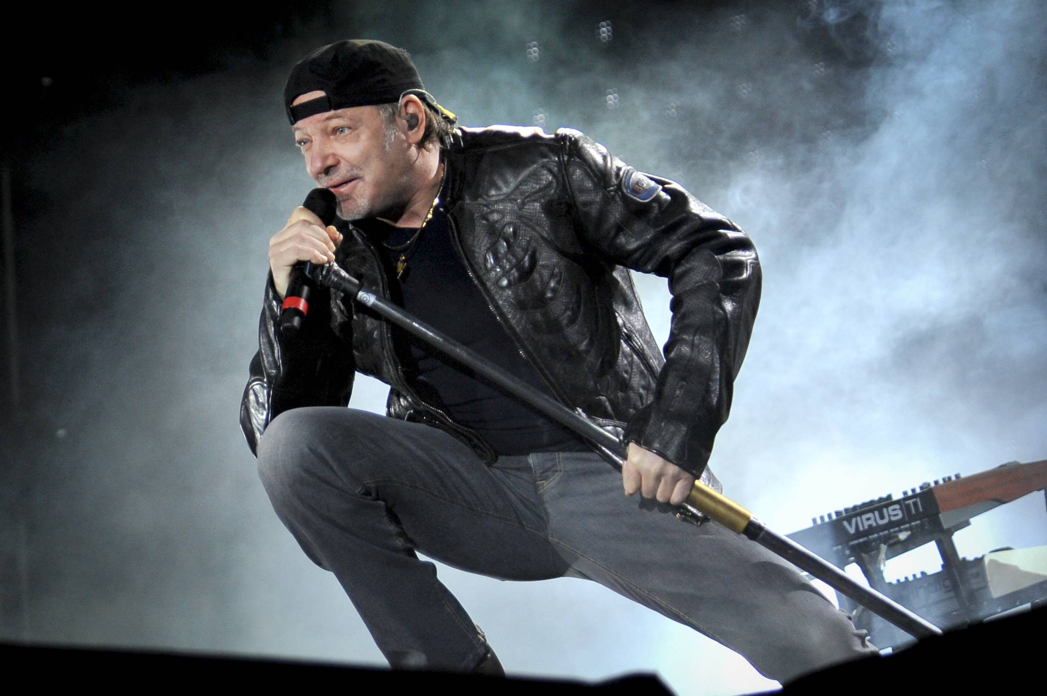 Vasco Rossi: il video di “Guai” Vasco Rossi: il video di “Guai”