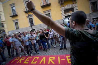 Occupazione, il boom di assunzioni che non crea lavoro