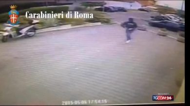 Roma: carabiniere fuori servizio sventa una rapina