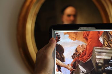 Così la tecnologia sta cambiando il modo di visitare i musei