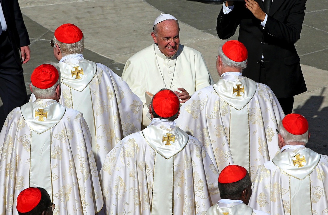 Tagle, Maradiaga, Sarah: la cordata delle porpore in difesa di Francesco