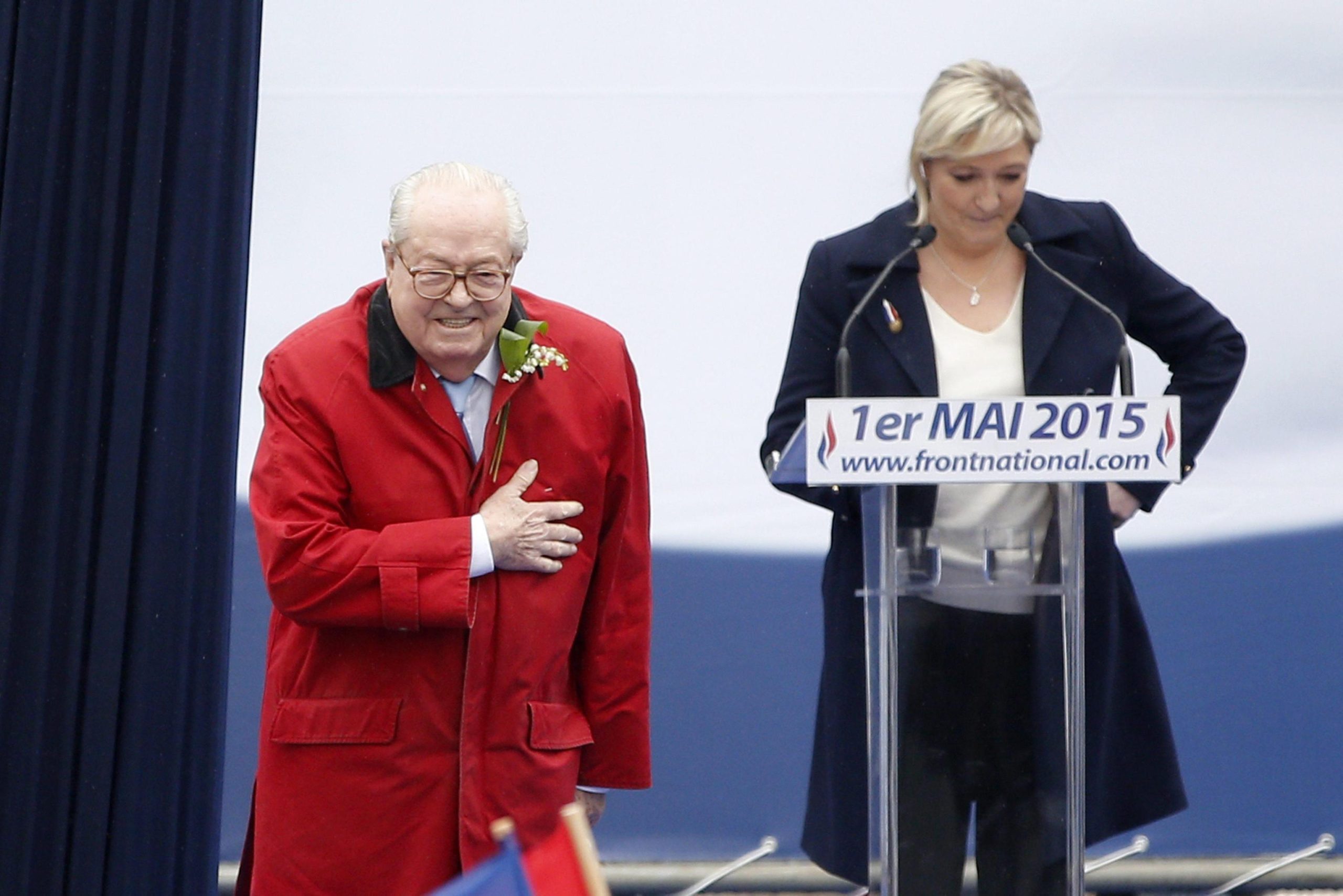 Faida Le Pen: Jean Marie ripudia Marine