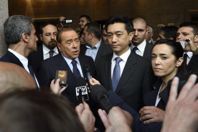 Fininvest sul Milan: “Comando resta nelle mani di Berlusconi”