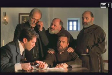 Ascolti 29/6: Verdone tallona Padre Pio