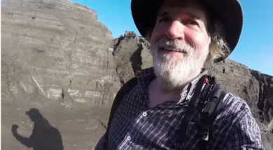 Il milionario esploratore a caccia di isole deserte