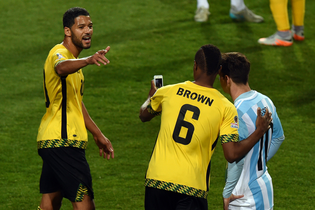 Chiamarsi Bomber Estate, 24 giugno Chiamarsi Bomber Estate, 24 giugno