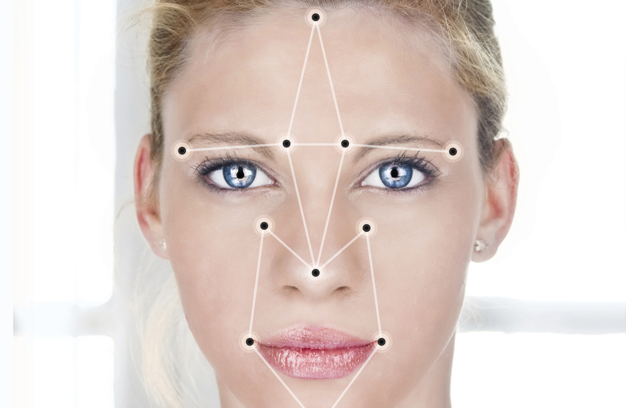 Facebook riconoscerà i nostri volti (da qualsiasi posizione)