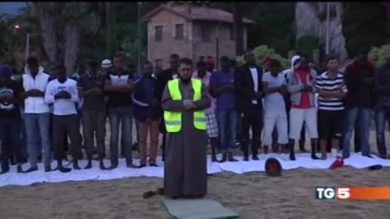 La situazione a Ventimiglia tra preghiere e proteste