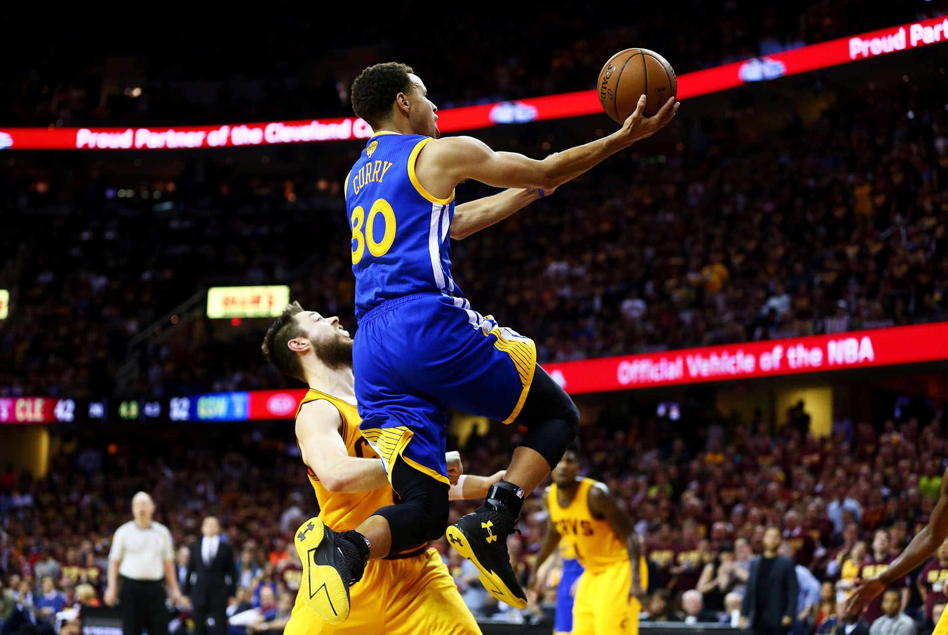 Nba: Golden State batte Cleveland in gara 4 e pareggia la serie