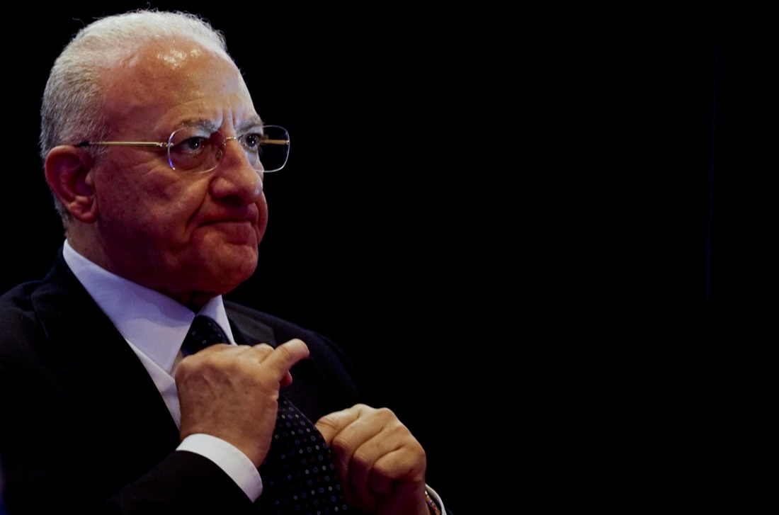 Vincenzo De Luca a Panorama: “Renzi, dimostra il tuo coraggio e fammi governare”