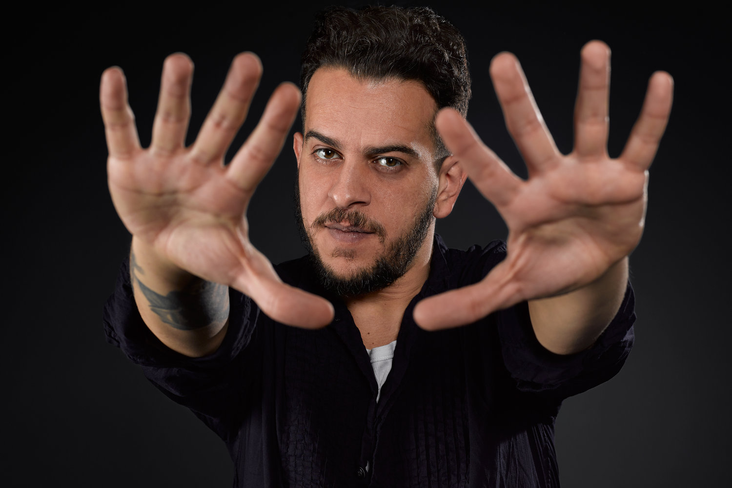 Intervista a Tormento: “Il mio nuovo disco? Armonia, stimoli e buone vibrazioni” Intervista a Tormento: “Il mio nuovo disco? Armonia, stimoli e buone vibrazioni”