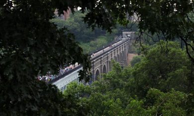 New York, riapre il ponte più vecchio della città – Foto
