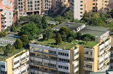 Francia “green”, d’ora in poi solo case con giardino (sul tetto)