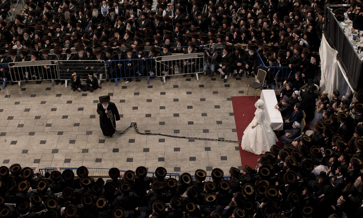 Gerusalemme, foto da un matrimonio chassidico Gerusalemme, foto da un matrimonio chassidico