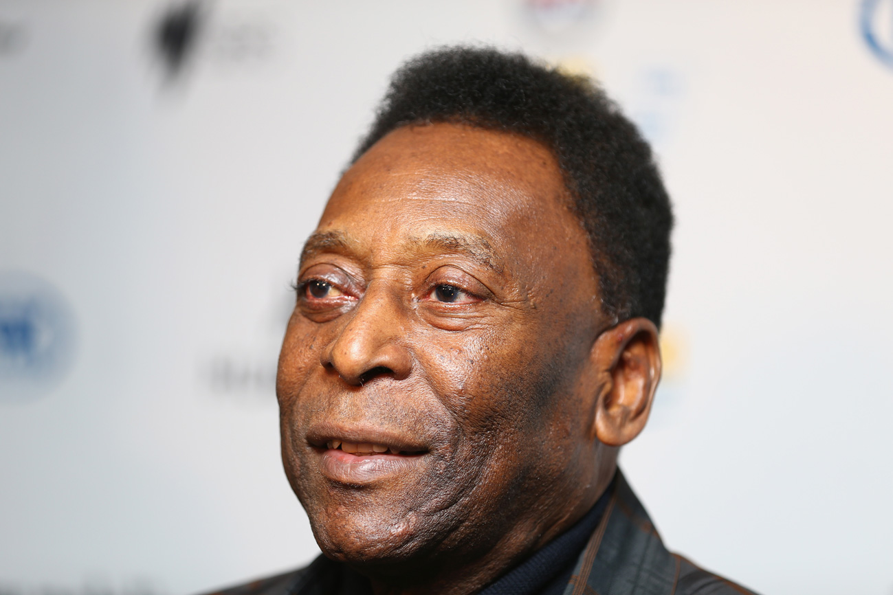 Pelè sulle dimissioni di Blatter: “Alla Fifa serve gente onesta”