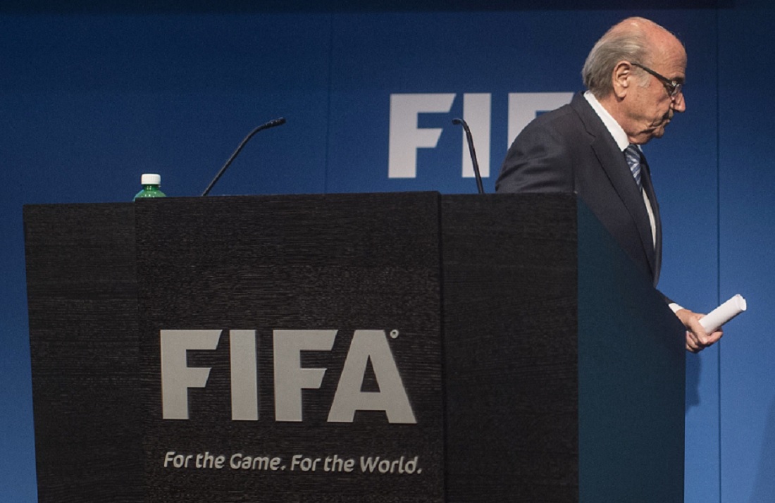 Inchiesta, sponsor e opposizione: ecco perché Blatter si è dimesso dalla Fifa Inchiesta, sponsor e opposizione: ecco perché Blatter si è dimesso dalla Fifa