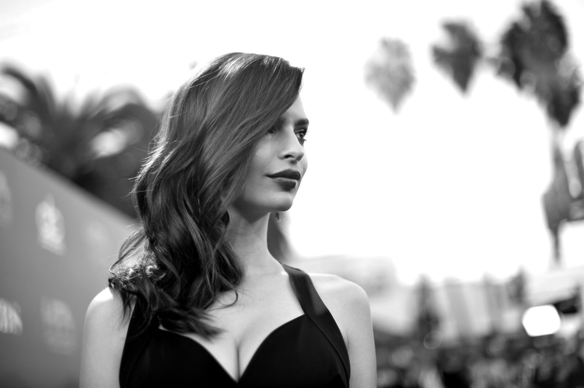 Galleria foto 'Emily Ratajkowski è la regina dei Bomber' - foto 9