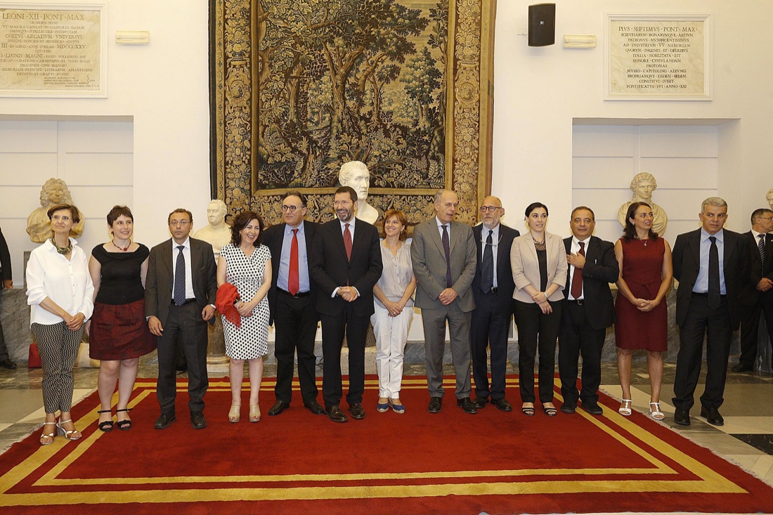 Nuova giunta a Roma: così Marino sfida Renzi Nuova giunta a Roma: così Marino sfida Renzi