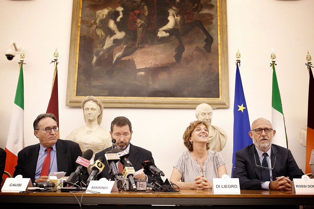 Nuova giunta a Roma: così Marino sfida Renzi Nuova giunta a Roma: così Marino sfida Renzi