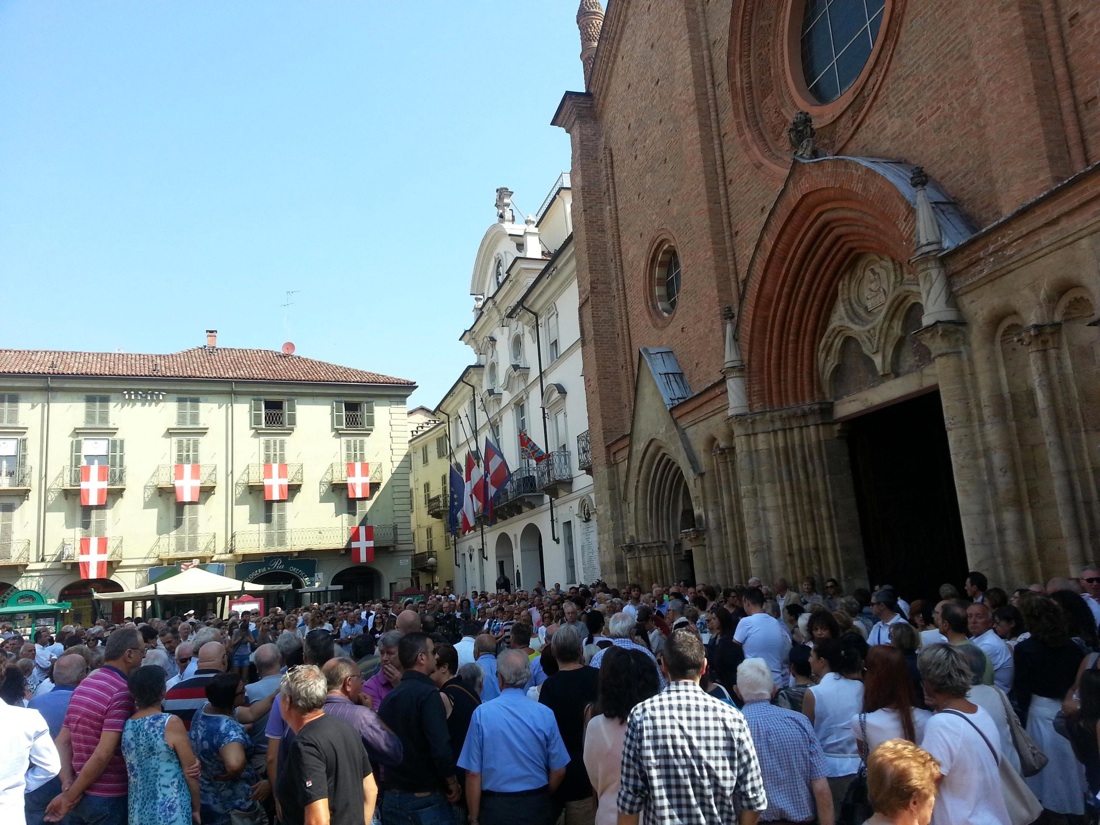 Folletto sarebbe stato in ospedale mentre la tabaccaia moriva